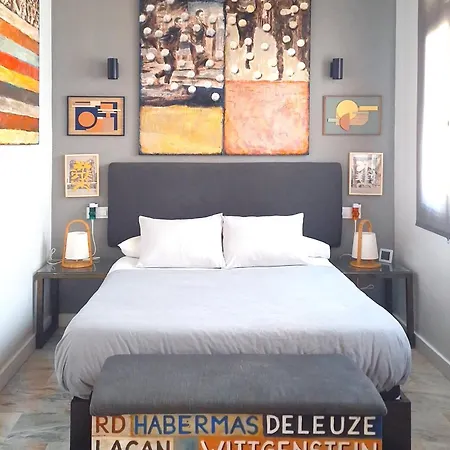 Modern Loft In The Heart Of *