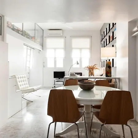 Modern Loft In The Heart Of *